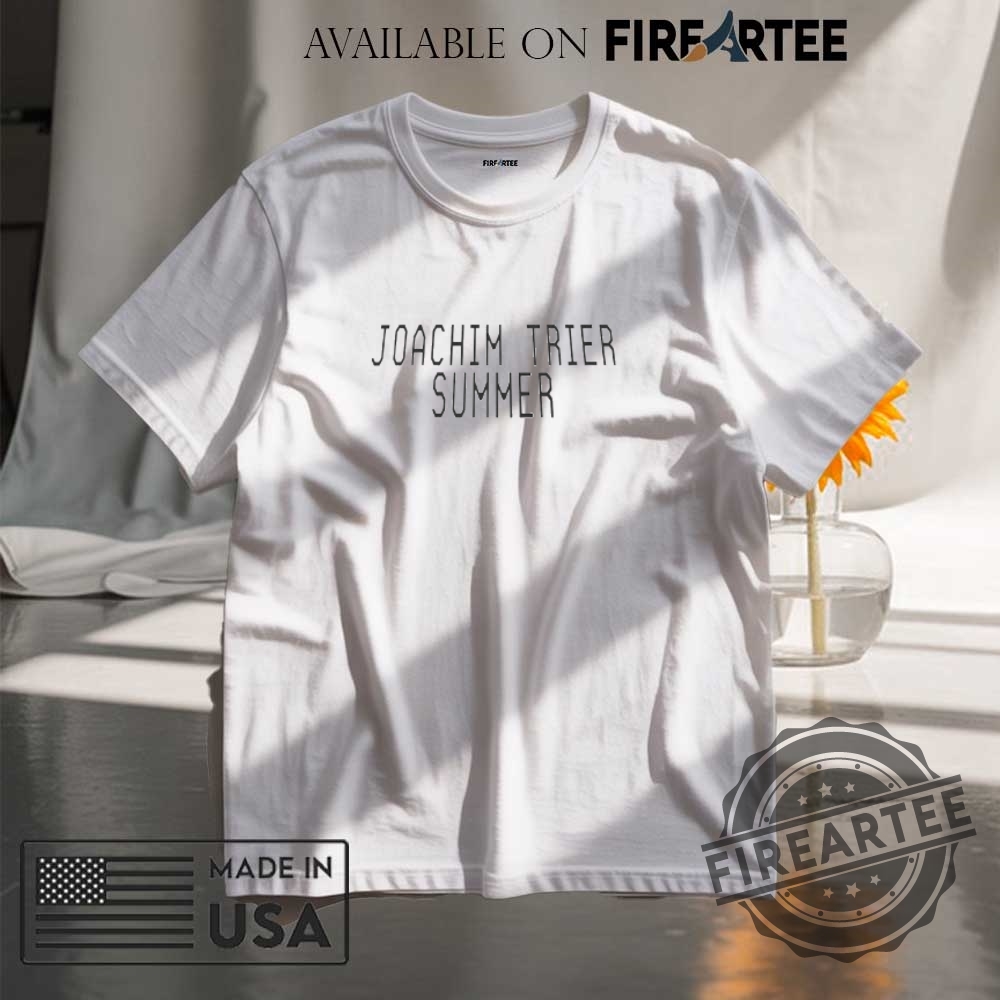 "Top Trending Trump and Feminist Shirts: Unique Fashion Statement Ideas" 18 Elle Fanning Wearing Thermoregulation In Spiders Shirt