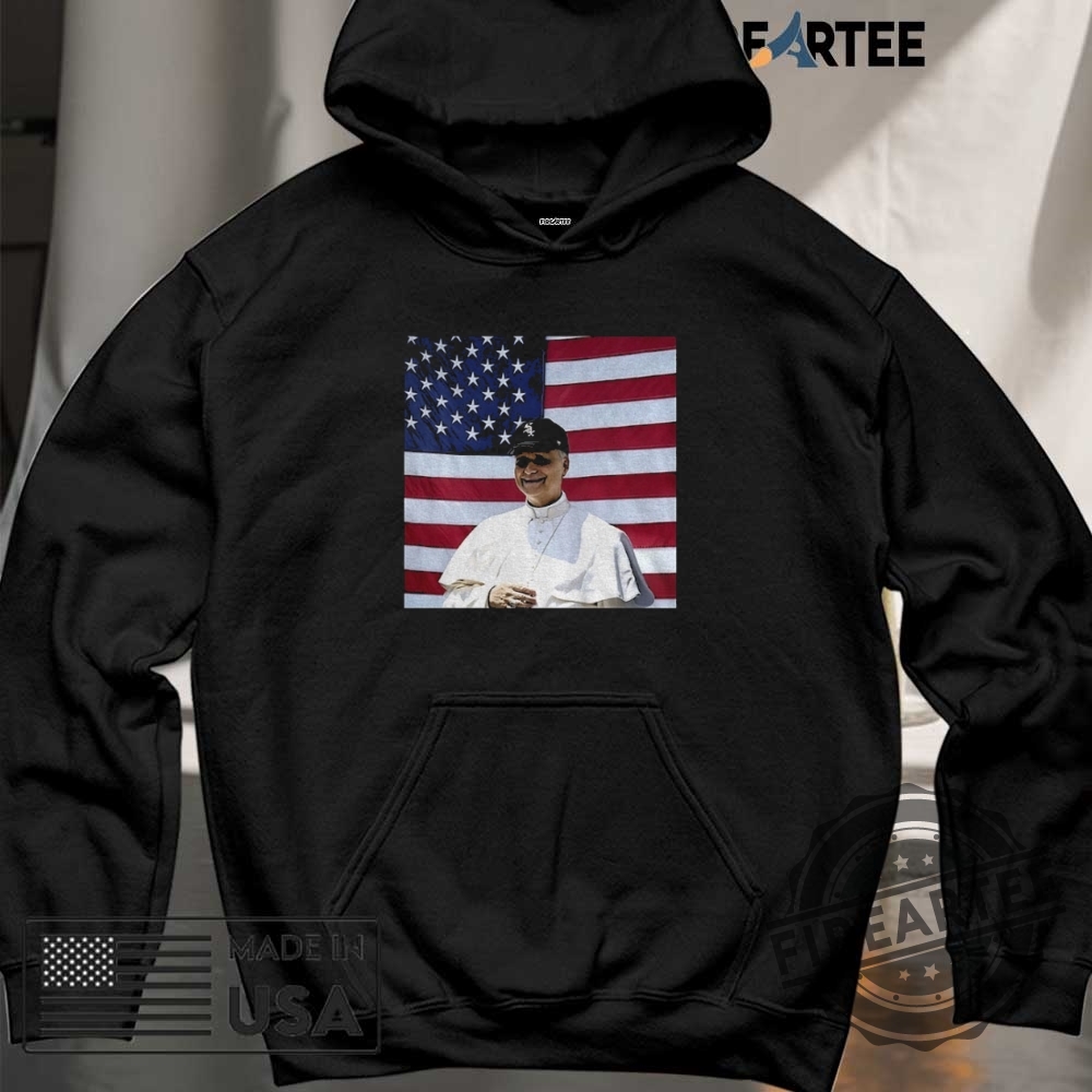 Pope Leo Xiv Wearing Chicago White Sox Cap American Flag Shirt 6 Pope Leo XIV wearing Chicago White Sox cap American flag shirt
