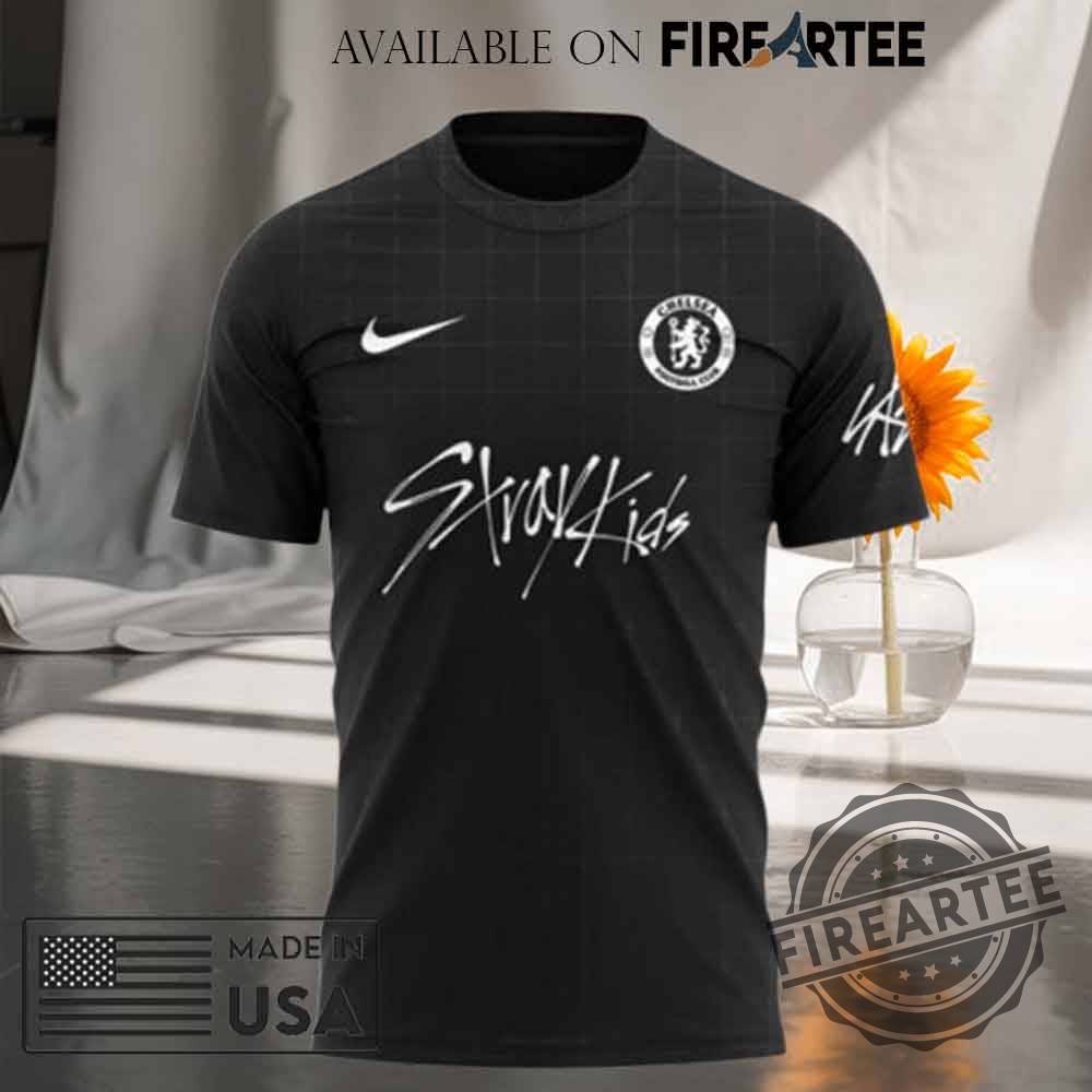 Chelsea F.C X Stray Kids Show Signature Tshirt