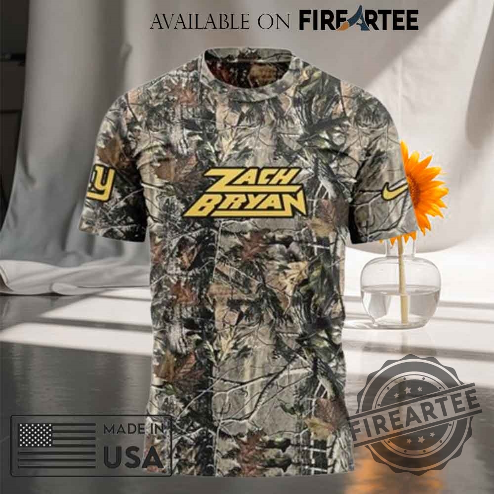 New York Giants x Zach Bryan Tour Camo T-shirt Hoodie 5 New York Giants x Zach Bryan Tour Camo T-shirt Hoodie